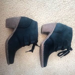 Clark’s Girls Black High Heeled Boots